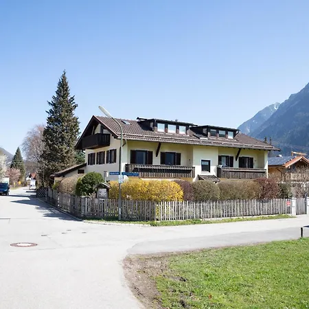 Haus Alpspitzblick Harmonie Lägenhet